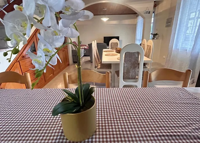 A Casa Da Minha Mae Paul do Mar (Madeira)